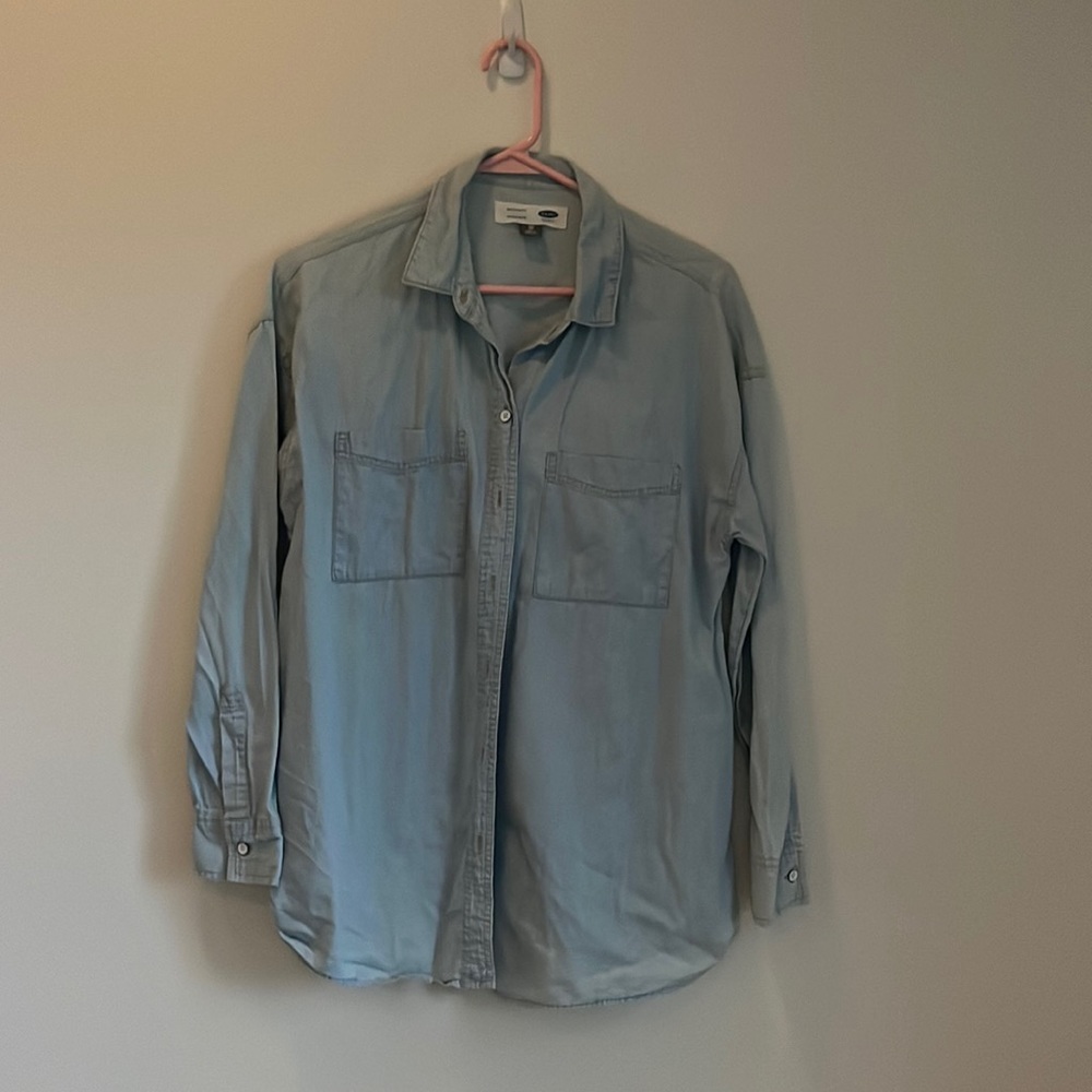 Old Navy Maternity Extra Small denim button-up top